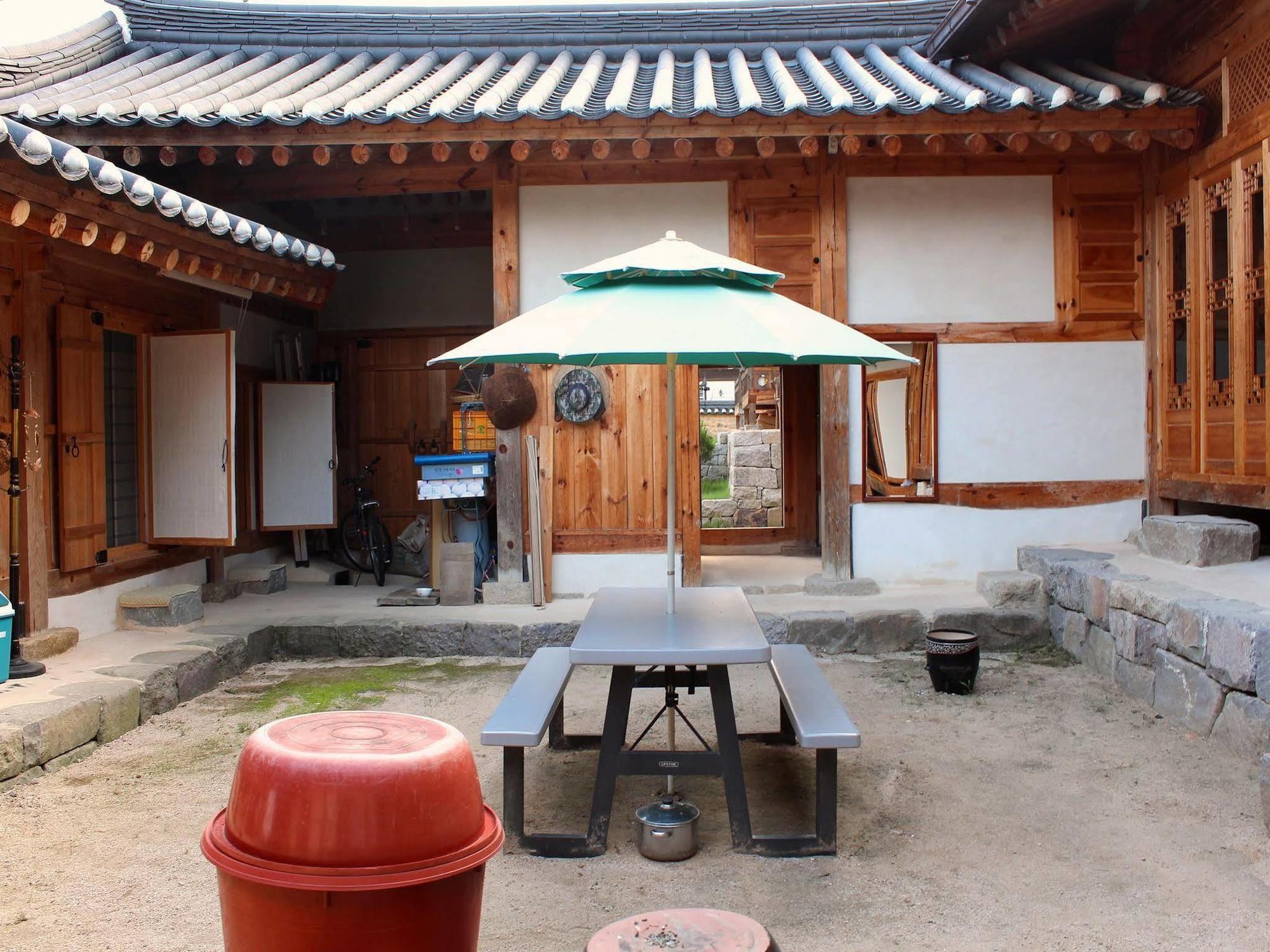 Ongye Jongtaek Hotel Андонг Екстериор снимка