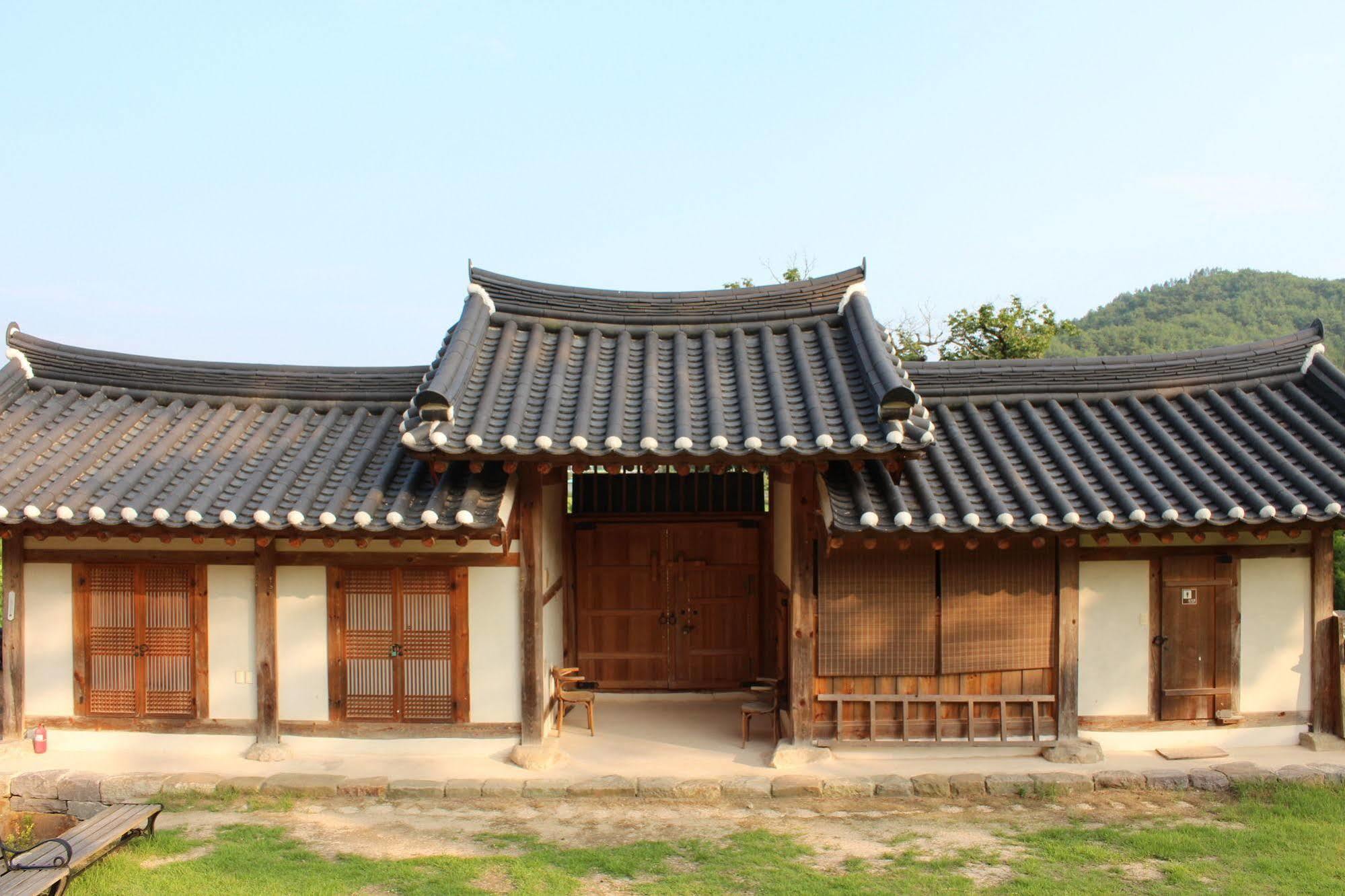 Ongye Jongtaek Hotel Андонг Екстериор снимка