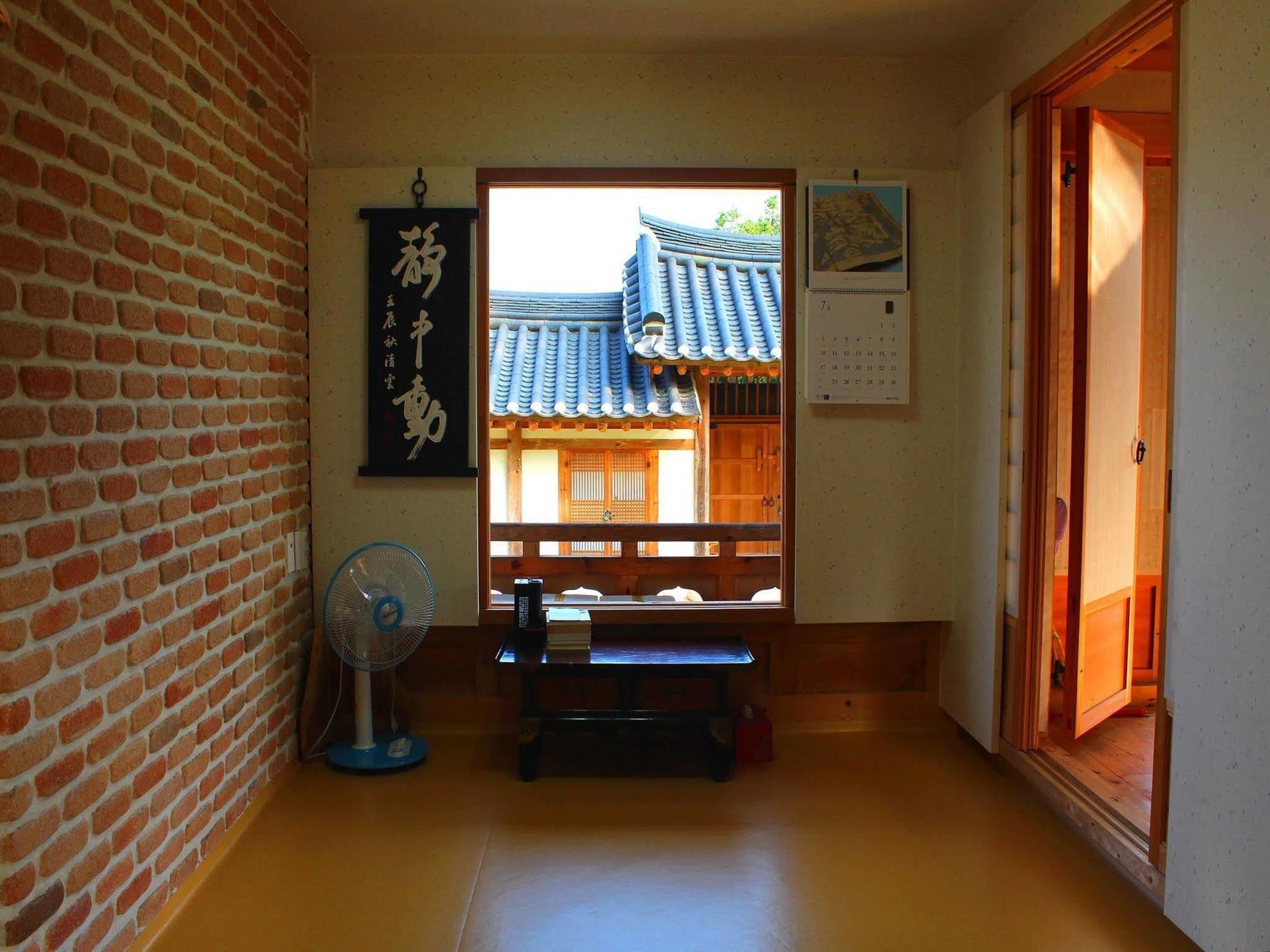 Ongye Jongtaek Hotel Андонг Екстериор снимка
