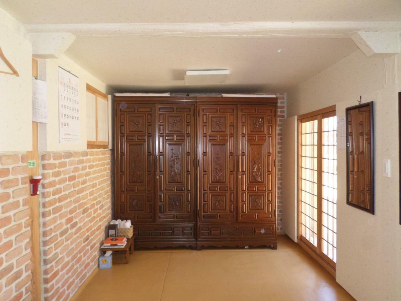 Ongye Jongtaek Hotel Андонг Екстериор снимка